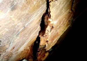 apparent cracks in the ancient quarries of Paros
