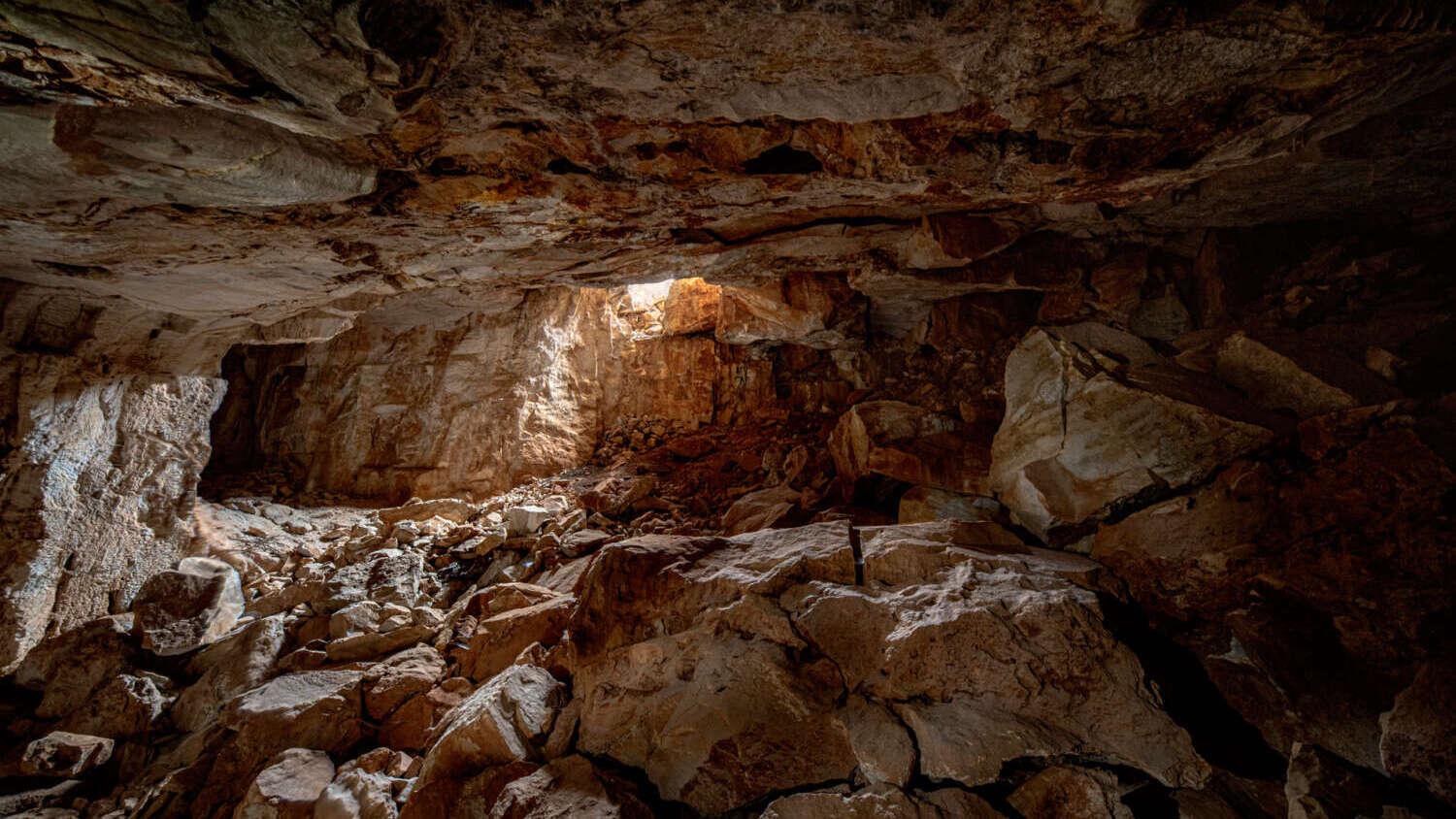 Marathi Ancient Quarries- photo Giorgos Kavallis
